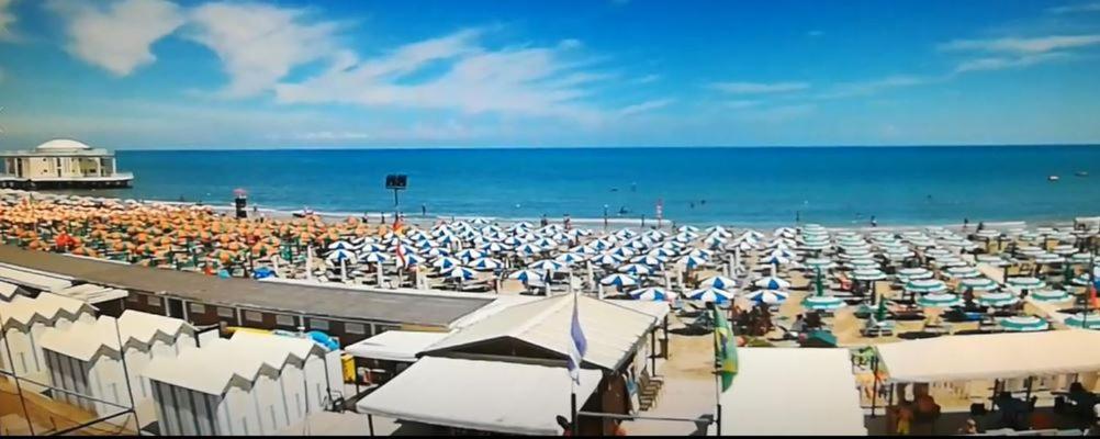 Appartamenti Rotonda Senigália Exterior foto