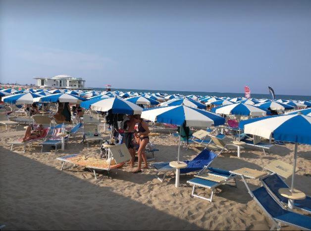 Appartamenti Rotonda Senigália Exterior foto
